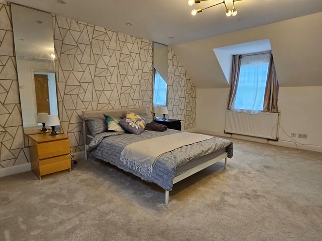Beautiful 2 bed 2 bath Apartment Tower Bridge E1