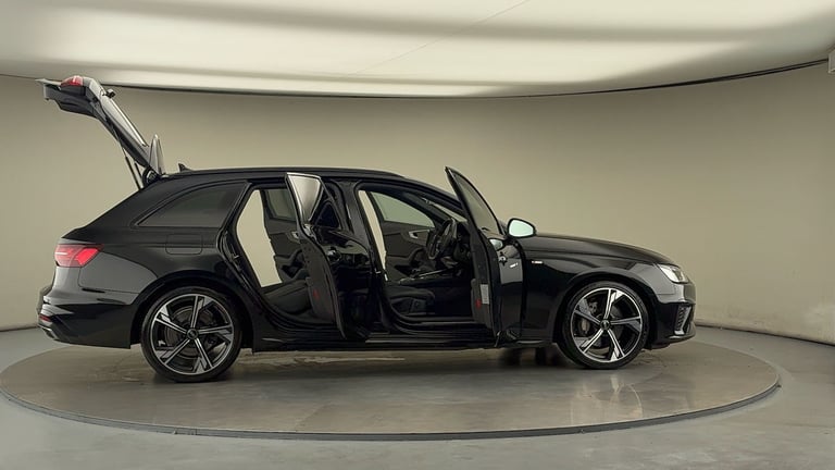 2022 Audi A4 Avant 2.0 TFSI 40 Black Edition Estate 5dr Petrol S Tronic Euro 6 (s/s) (204 ps) Est...