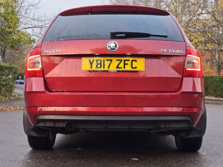 2017 Skoda Octavia 1.6 TDI SE L Estate 5dr Diesel DSG Euro 6 (s/s) (115 ps) Estate Diesel Automatic