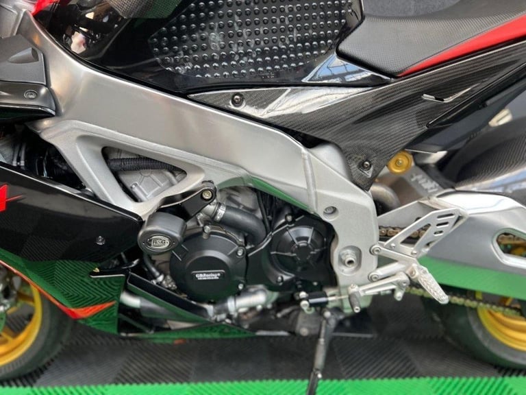 2013 13 APRILIA RSV4 FINANCE SPECIALISTS APPLY NOW