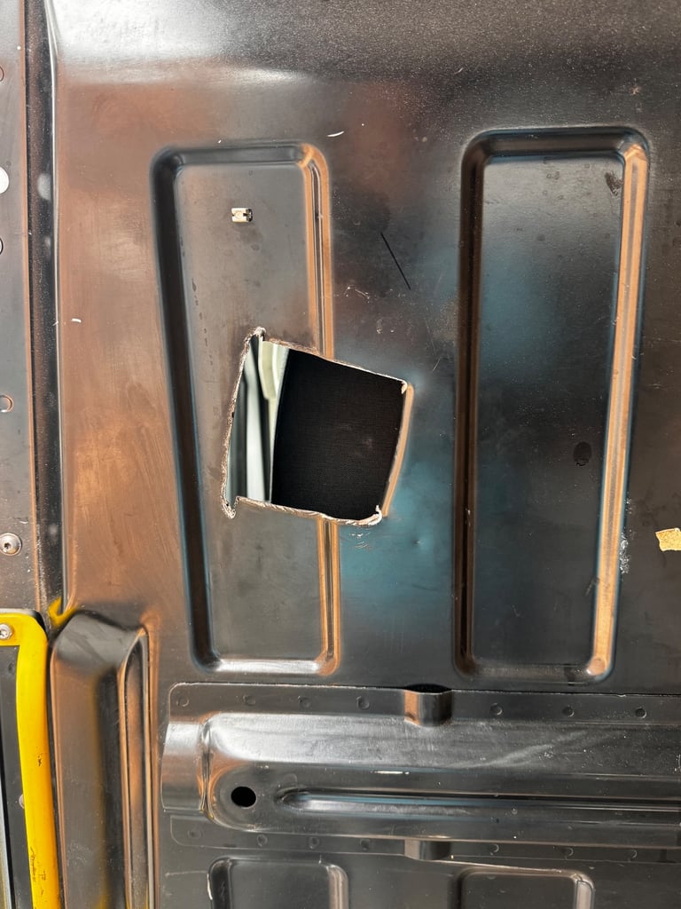    🛠️ VW Crafter 2022 Rear Bulkhead Panel – good Condition