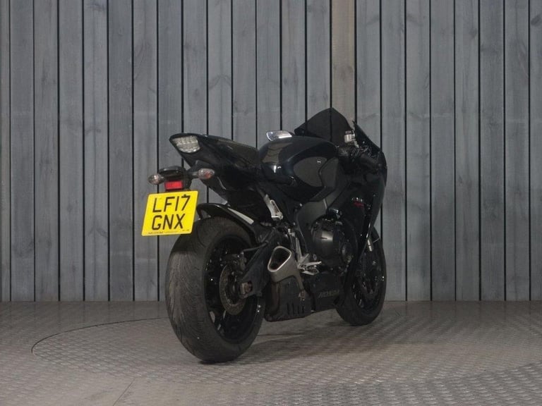 2017 17 HONDA CBR1000RR FIREBLADE SP