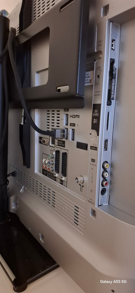 Panasonic Viera TX-L37v20BA