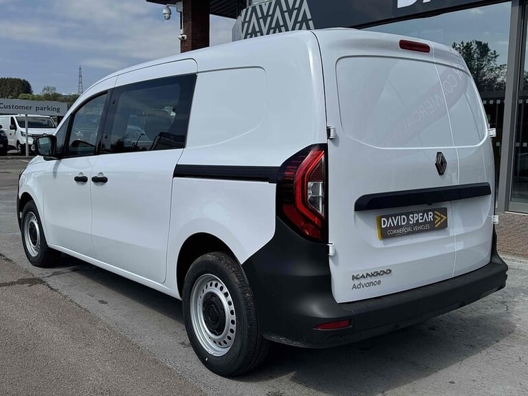  Renault Kangoo dci 95ps Advance 5 Seat Crew LWB with Sat Nav, Rev Cam, Air Con &amp; Delivery  C...