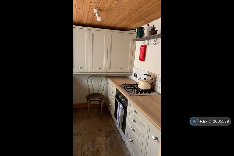 2 bedroom flat in Sillwood Place, Brighton, BN1 (2 bed) (#2605589)