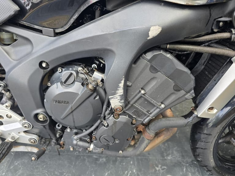 YAMAHA FZ6 PROJECT BIKE HPI CLEAR 1 OWNER