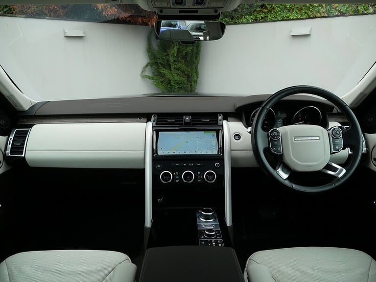 2017 Land Rover Discovery 3.0 TD6 HSE 5dr Auto ESTATE DIESEL Automatic