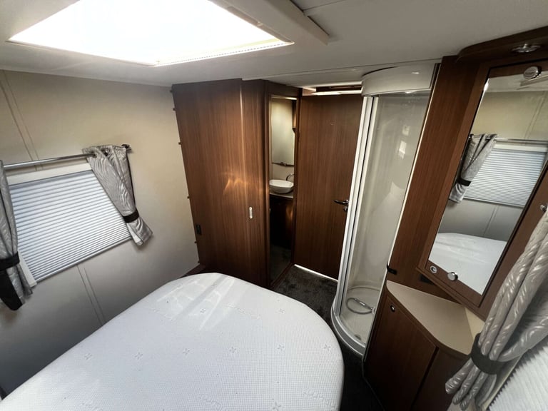 2017 Elddis Affinity 550 Elddis Affinity 550 Caravan with Kampa Awning Unlisted Petrol Automatic