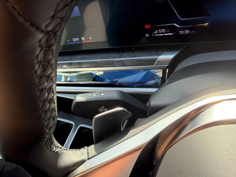 2025 BMW 7 Series 3.0 750e 22.1kWh Excellence Saloon 4dr Petrol Plug-in Hybrid Auto xDrive Eu SAL...