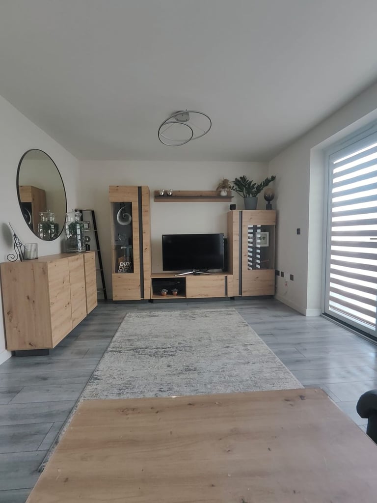 Semi detached 3 bedroom house with large garden in Sheffield-S5