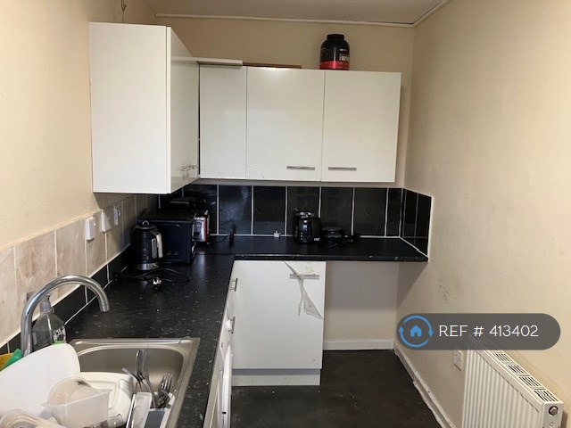 2 bedroom flat in Formartine Road, Aberdeen, AB24 (2 bed) (#413402)