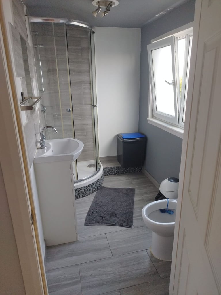 image for We offer a double room for rent.