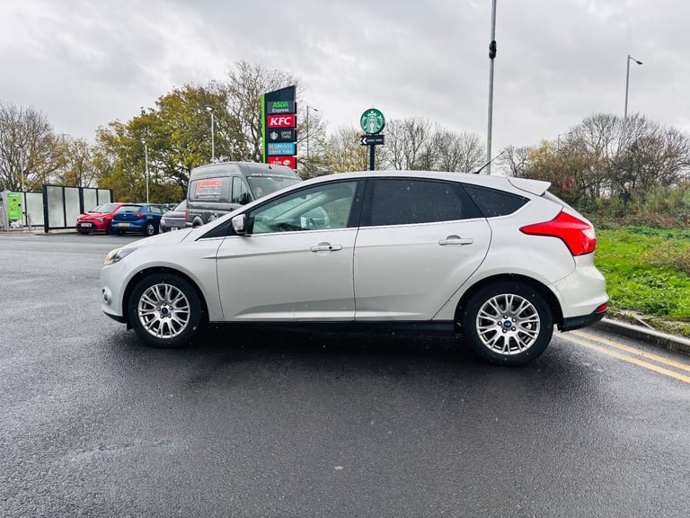 Ford, FOCUS,TITANIUM, 2013, Manual, 1997 (cc), 5 doors