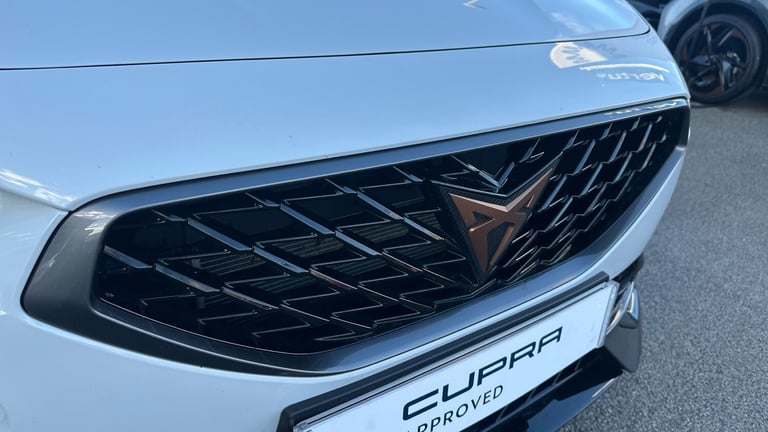 2024 Cupra Formentor 1.4 eHybrid 204 V2 5dr DSG Estate Estate Hybrid Automatic