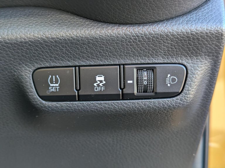 2023 Kia Picanto 1.0 DPi X-Line S Hatchback 5dr Petrol AMT Euro 6 (s/s) (66 bhp) HATCHBACK Petrol...