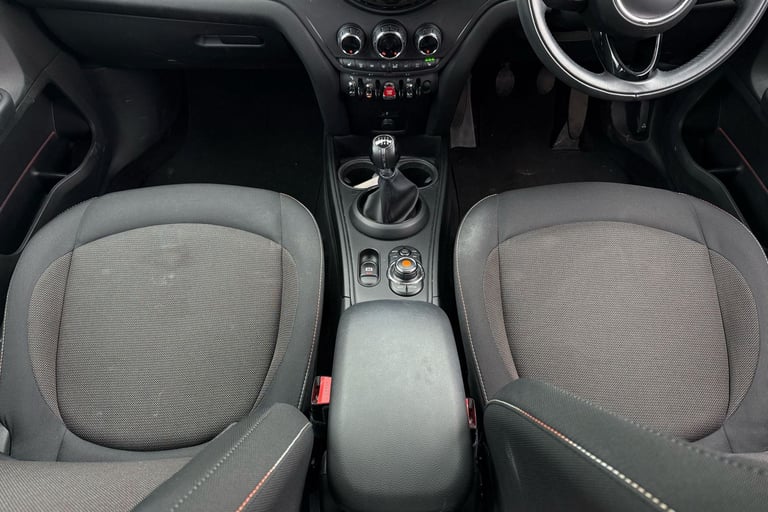 2019 MINI Countryman 1.5 Cooper Classic 5dr [Comfort Pack] Hatchback PETROL Manual