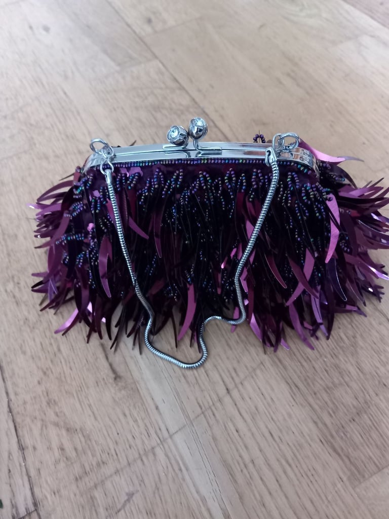 image for Beautiful burgundy bag 