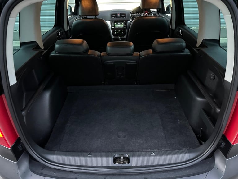 2011 Skoda Yeti 1.8 TSI Elegance 4WD Euro 5 5dr HATCHBACK Petrol Manual