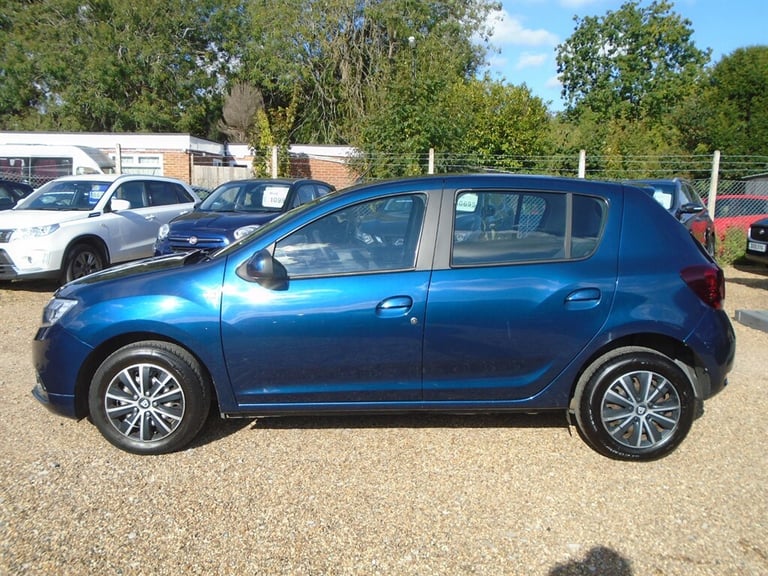 2017 Dacia Sandero 0.9 TCe Laureate 5dr HATCHBACK PETROL Manual