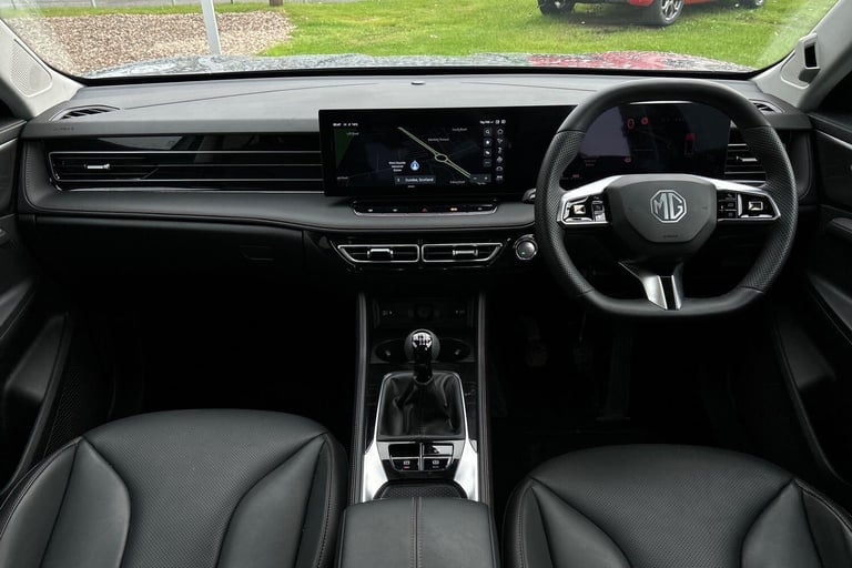 2025 MG MG HS 1.5 T-GDI Trophy 5dr ESTATE PETROL Manual