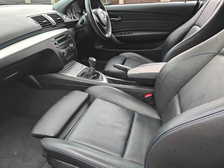BMW, 1 SERIES, Convertible, 2012, Manual, 1995 (cc), 2 doors