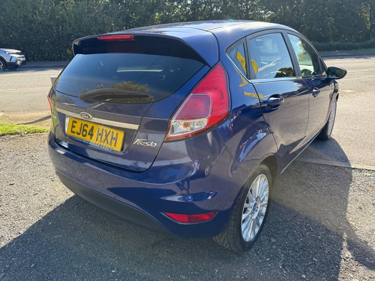 2015 Ford Fiesta 1.0T EcoBoost Titanium Euro 5 (s/s) 5dr HATCHBACK Petrol Manual