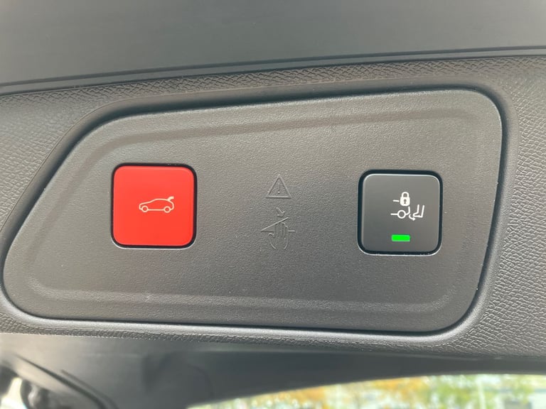 2021 Peugeot 3008 1.6 Hybrid 225 GT Premium 5dr e-EAT8 Estate PETROL/ELECTRIC Automatic