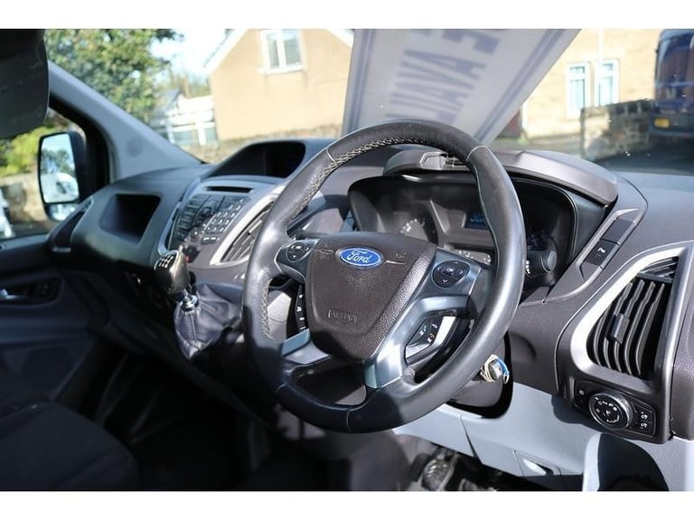 2014 FORD TRANSIT CUSTOM TREND LWB SUPERB CONDITION *NO VAT* LOW MILES