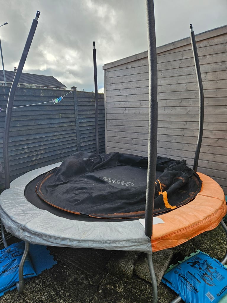 Trampoline great condition 