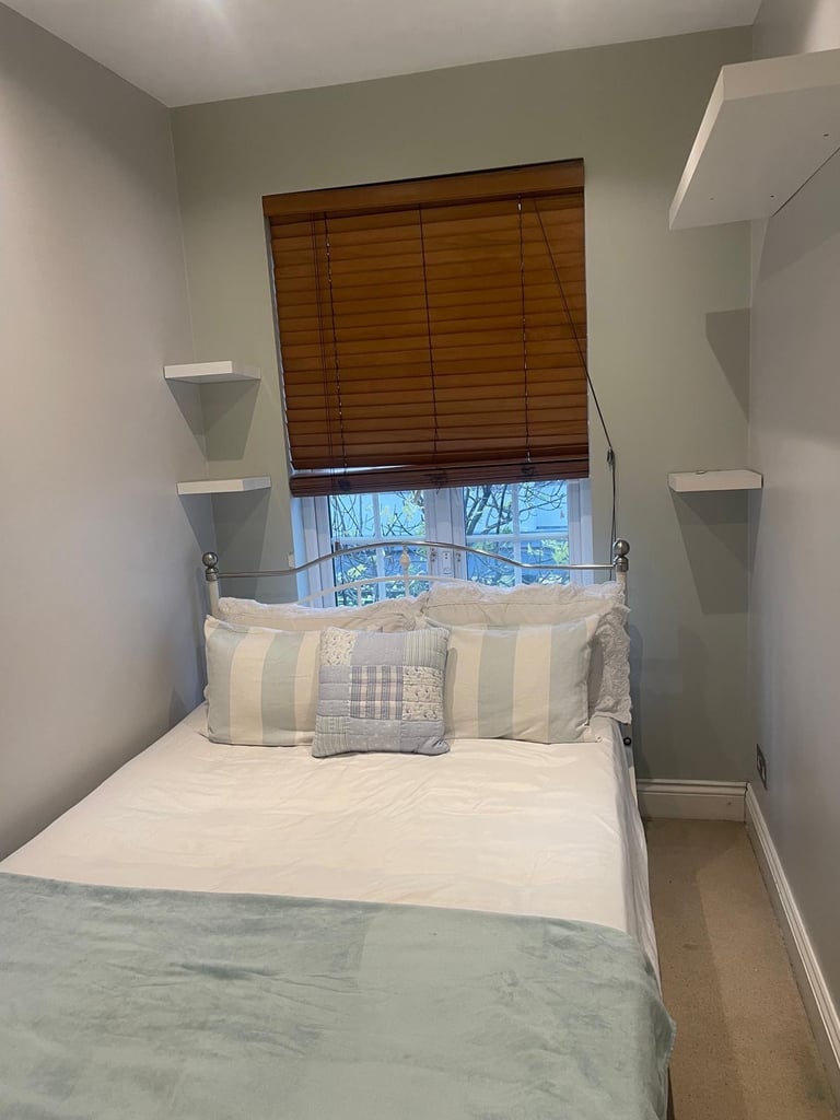 2 Bed Flat, Colston Road, East Sheen SW14