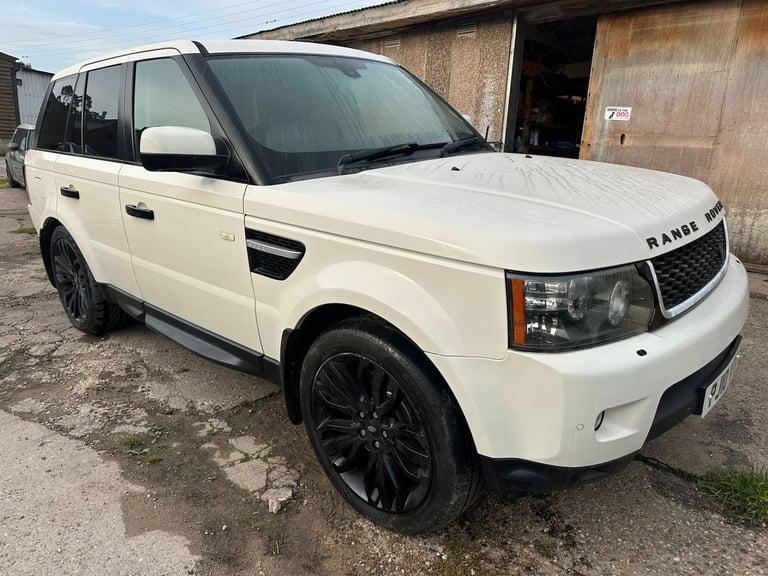 image for 2010 Land Rover Range Rover Sport 3.0 TDV6 HSE 5dr CommandShift ESTATE Diesel Automatic