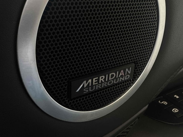 2018 Land Rover Discovery SD V6 HSE Luxury SUV Diesel Automatic