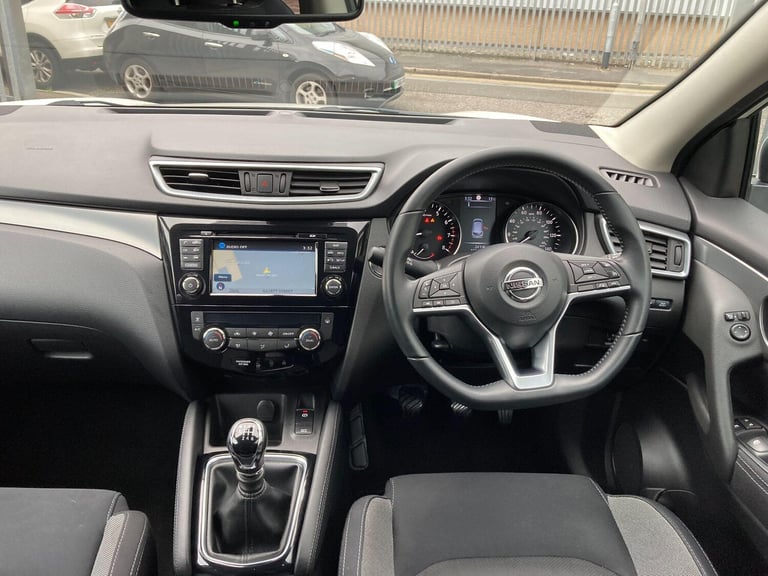  Nissan Qashqai 1.2 DIG-T N-Connecta SUV 5dr Petrol Manual Euro 6 (s/s) (115 ps) Petrol Manual