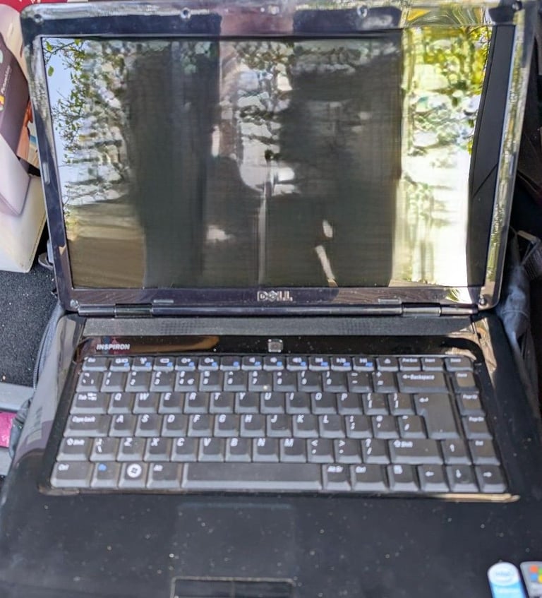 Vintage HP Omnibook xe3 + Dell Inspiron 1545 PP41L Laptop Computers plus bags