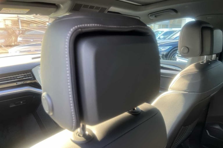 2023 Volkswagen Touareg 3.0 V6 TDI 4Motion Black Edition 5dr Tip Auto SUV Diesel Automatic