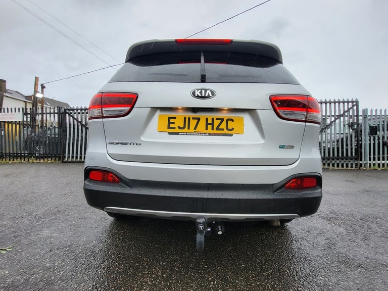 2017 Kia Sorento 2.2 CRDi KX-4 5dr Auto PAN ROOF 7 SEATER TOP SPEC ESTATE Diesel Automatic