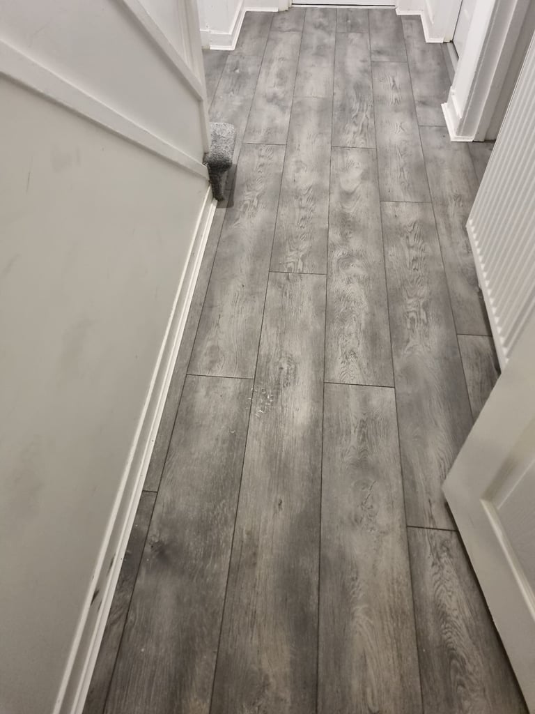Laminate flooring 8mm thick 
