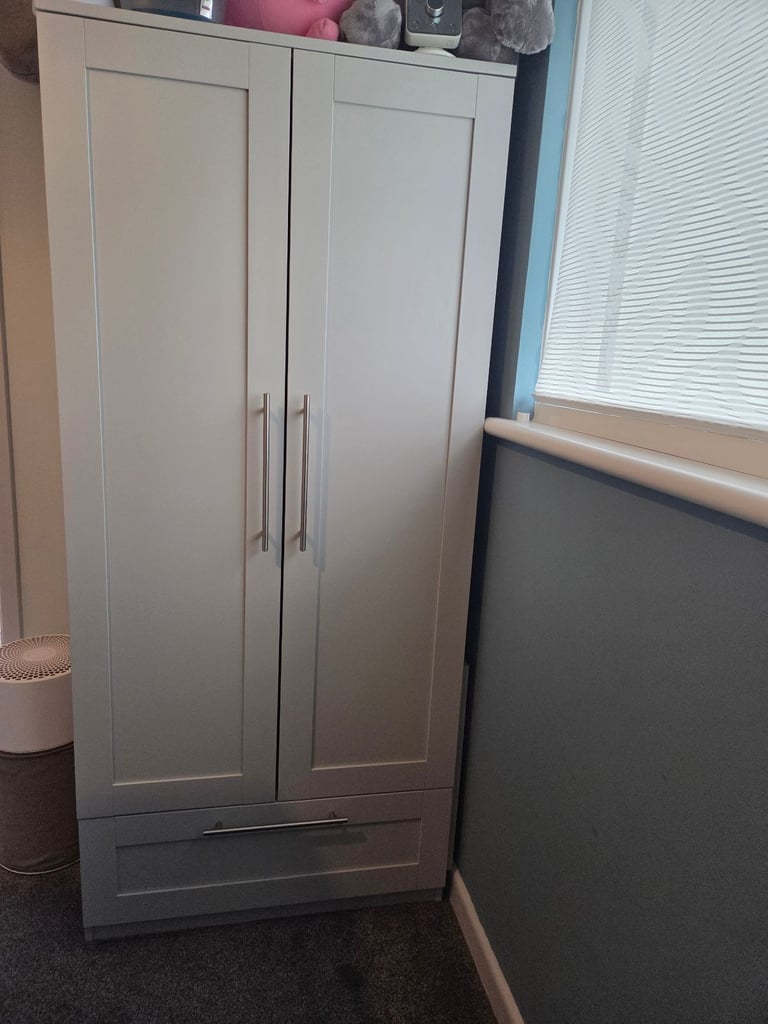 mamas and papas nursery wardrobe and drawers