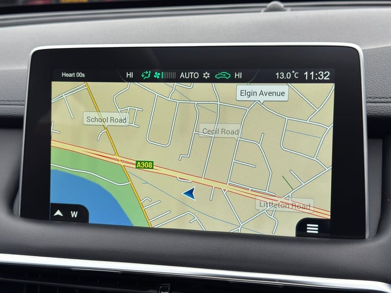 2022 MG MG HS 1.5 T-GDI 16.6kWh Exclusive Auto Euro 6 (s/s) 5dr ESTATE Petrol/Electric Hybrid Aut...