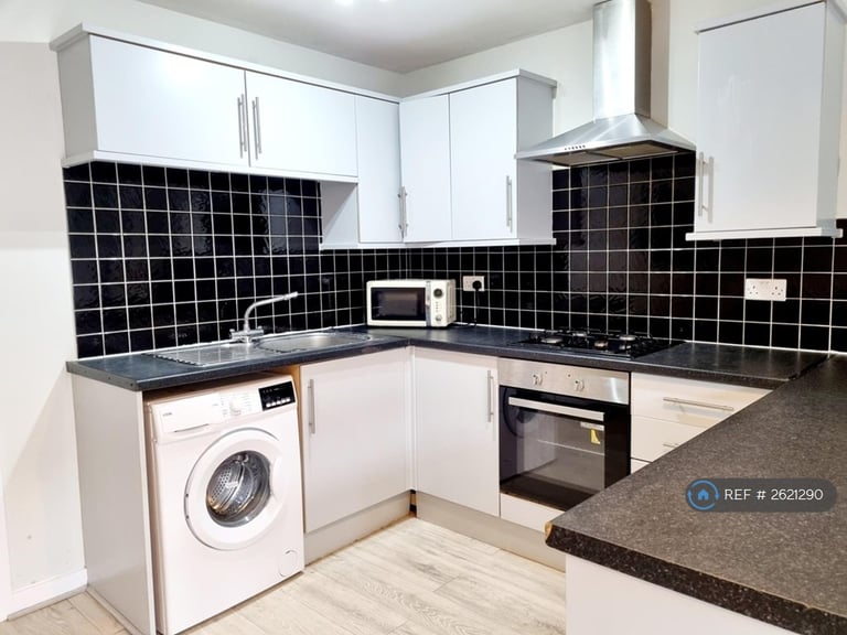 5 bedroom house in Liberty Street, Liverpool, L15 (5 bed) (#2621290)
