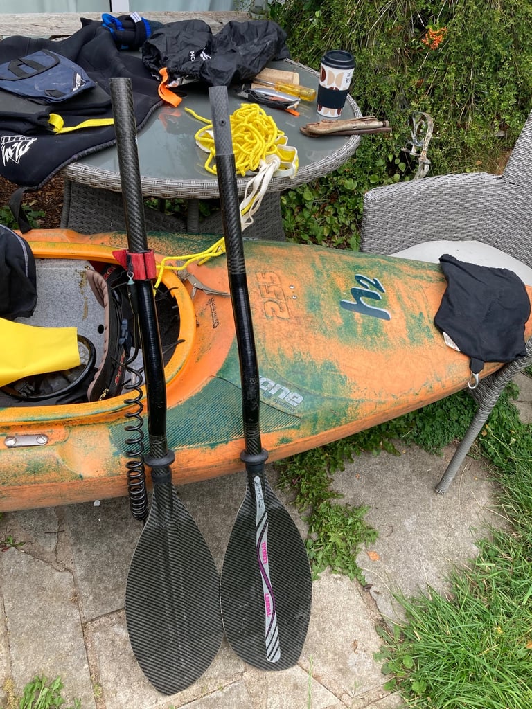PYRANHA h2 255 KAYAK 