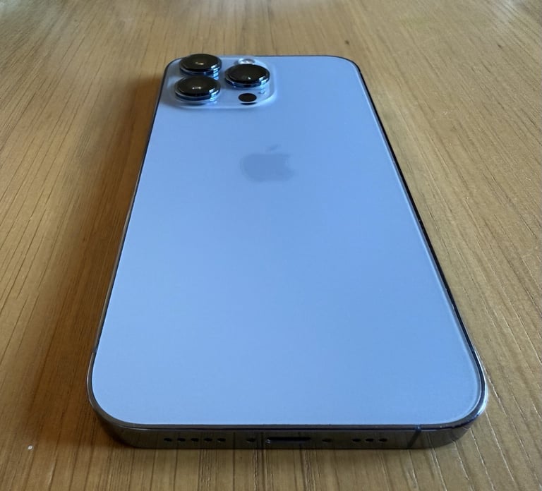 APPLE IPHONE 13 PRO 128GB UNLOCKED SIERRA BLUE GOOD CONDITION
