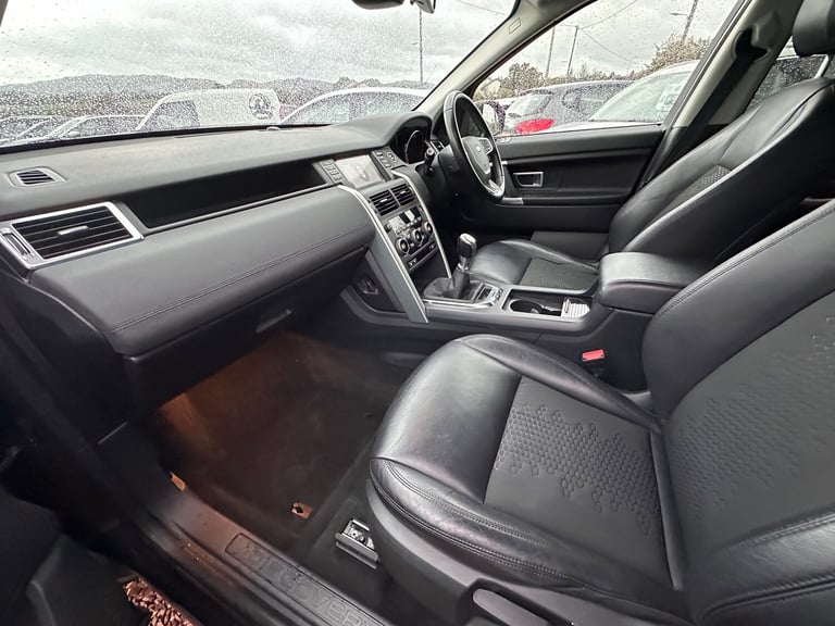 2018 Land Rover Discovery Sport 2.0 eD4 SE Tech SUV 5dr Diesel Manual Euro 6