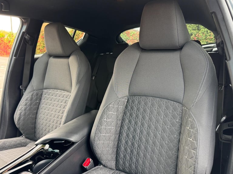 TOYOTA C-HR 1.8 VVT-h Design 2021