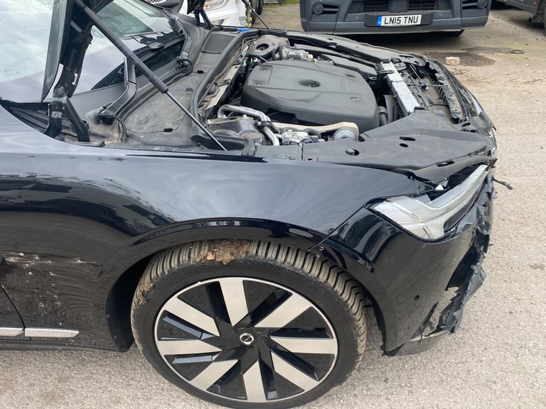 2023 VOLVO V90 RECHARGE T6 PLUS AWD 2.0 TURBO HYBRID AUTO ESTATE DAMAGED SALVAGE