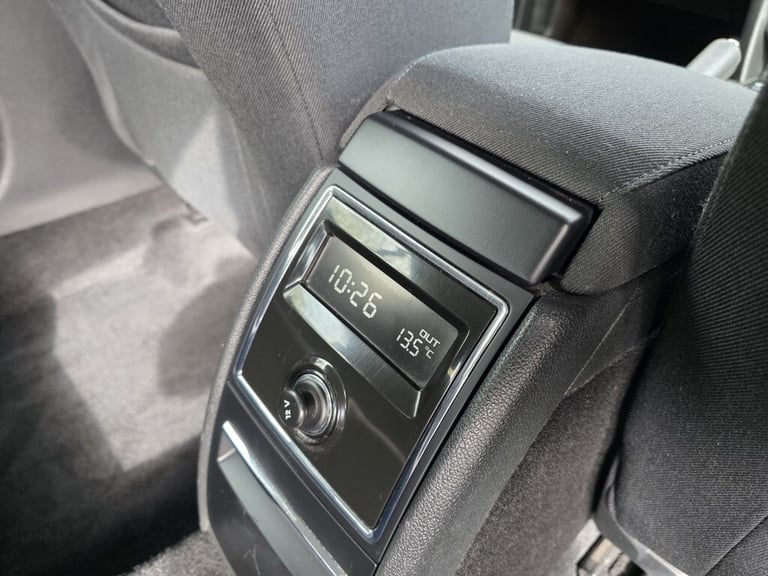 2011 Skoda Superb 1.4 S TSI 5DR Manual Hatchback Petrol Manual