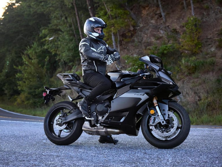 ORDER YOURS NOW! - NEW Yamaha R9. £12,250 On The Road (No Added Fees)