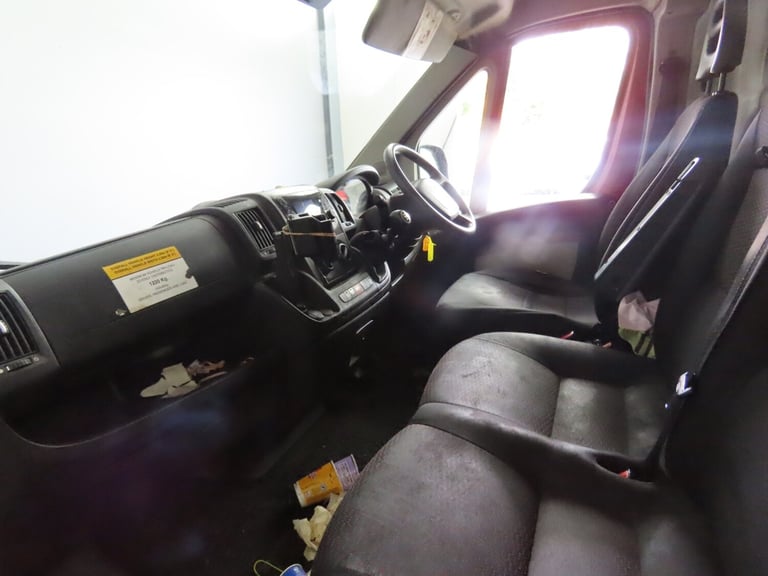 2015 PEUGEOT BOXER MWB 2.2 TDCI 110PS LOW MILES 1 OWNER PRICE IS PLUS VAT 