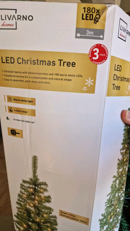  Fake christmas tree with decorations and inbuilt lights