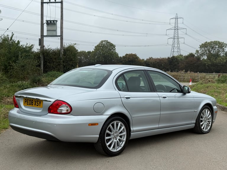 JAGUAR X-TYPE 2.2d S 2009 4dr Auto | Genuine 48,000 mls | Full Service History